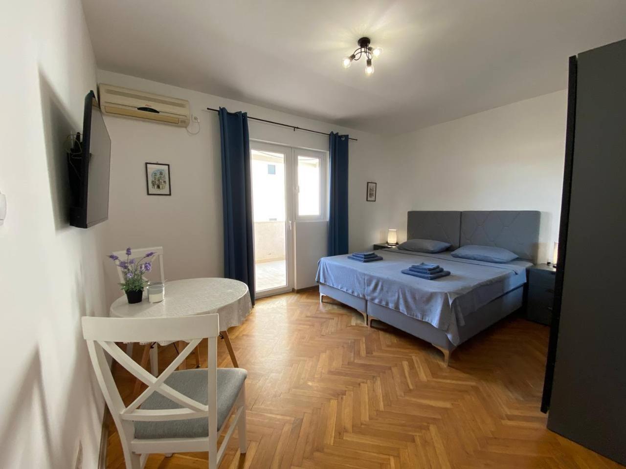 Alina'S Apartment Bečići Esterno foto